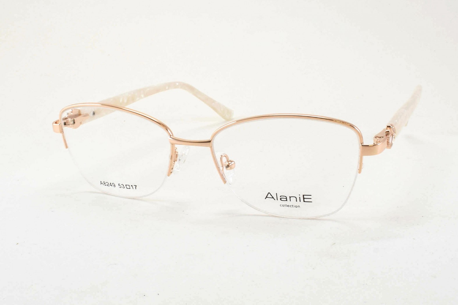 ALANIE 8249 C1