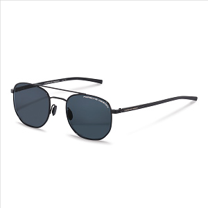 Porsche Design P8695 a