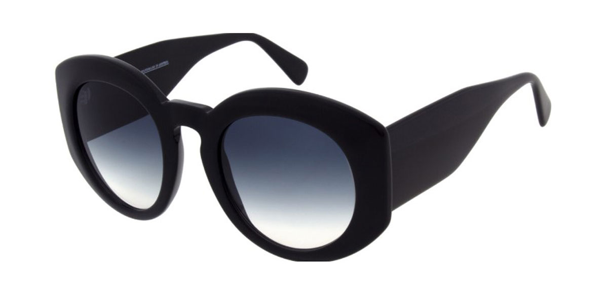 Andy Wolf Iris 01